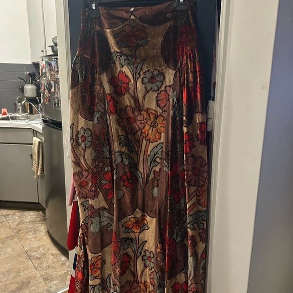 Free People Velvet Petals Maxi Skirt
Multicolor Floral Maxi Skirt - Picture 4 of 7